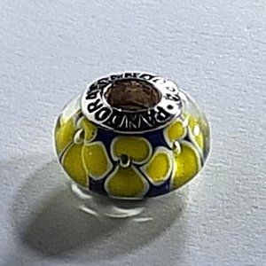 PANDORA MURANO GLASS CHARM BEAD WITH BLUE BACKDROP AND YELLOW FLOWERS WITH WHITE